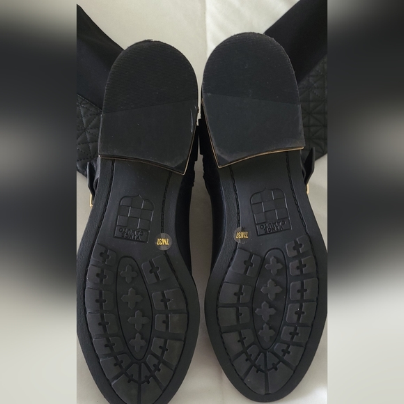 NWOT! Vince Camuto "Patira" Quilted Black Leather Riding Boots! - Picture 7 of 14